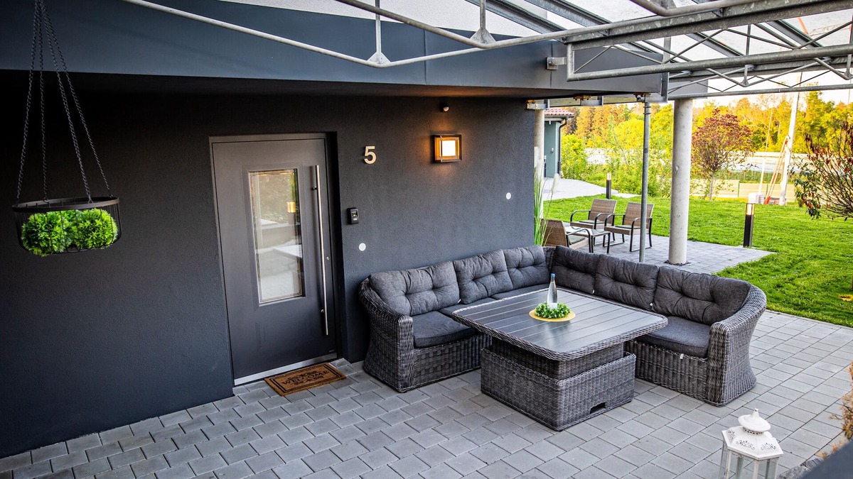 Waggershausen Apartment | Suite-Family-Private Bathroom-Mountain view