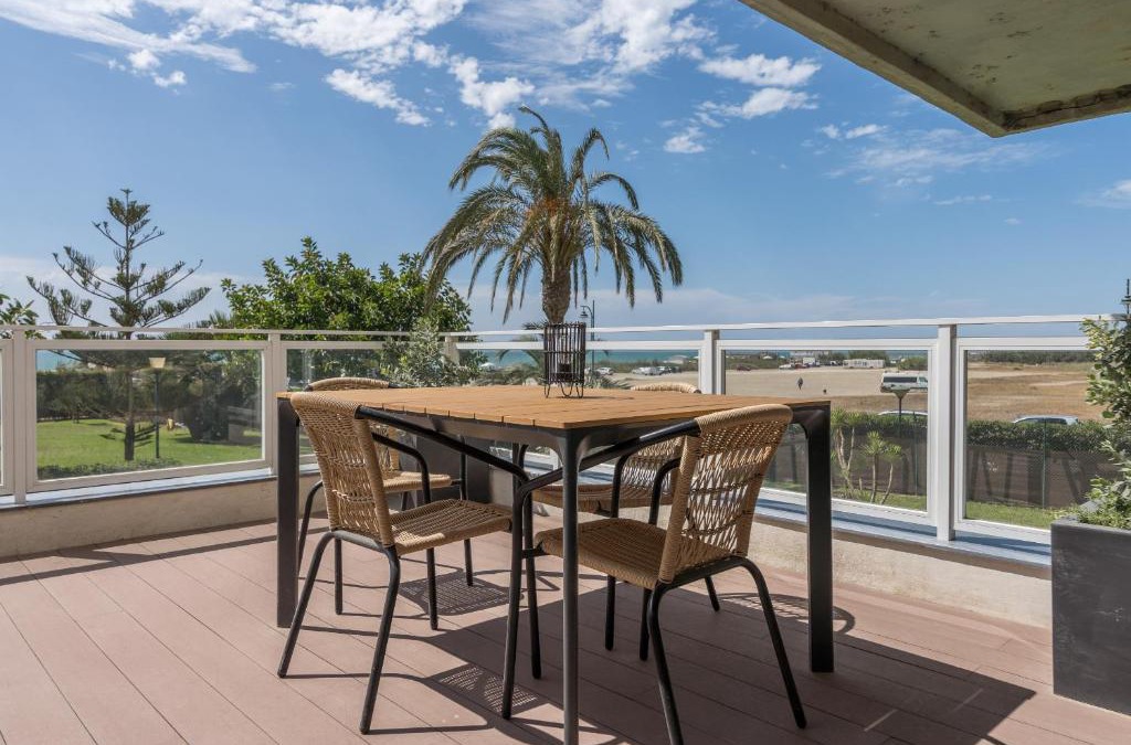 Guadalmar Apartment | Suite Homes Hesperides garden beach