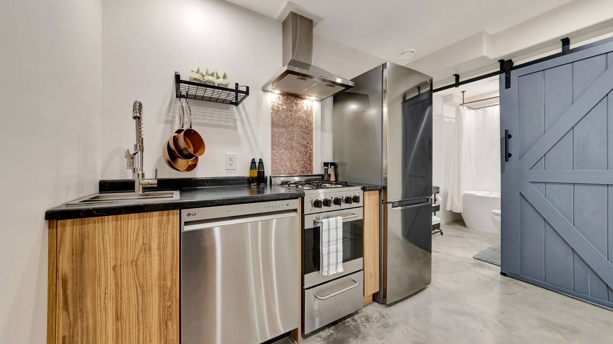 Lloydminster Apartment | Suite III @ the IV HAUS