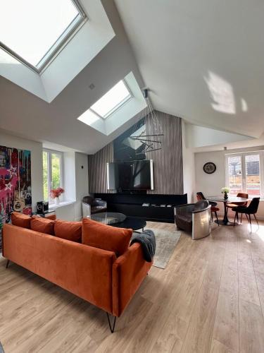 Charleville-Mezieres Apartment | Suite Izambard - 4pers