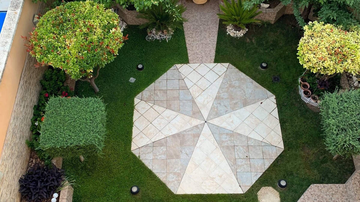 Daimiel Apartment | Suite Lujoso con Chimenea Patio y Garage Privado