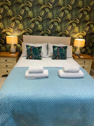Cambridge Apartment | Suite near City, Science Park & Marshalls and close to Riverside walks