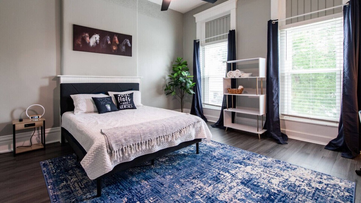 Smoketown Jackson Cabin | Suite near downtown Louisville, KY · Suite V