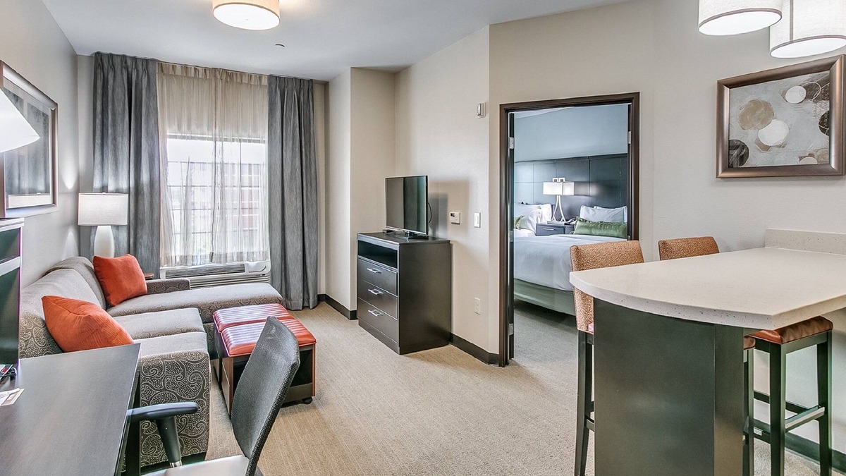 Lubbock Condo | Suite Near Texas Tech. Free Breakfast Buffet Every Morning.