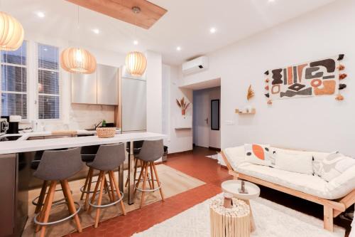 Old Town Apartment | Suite Nomade - Vieux Nice - 2 chambres - Wifi - AC - 5 min des plages - 30 min de Cannes et Monaco