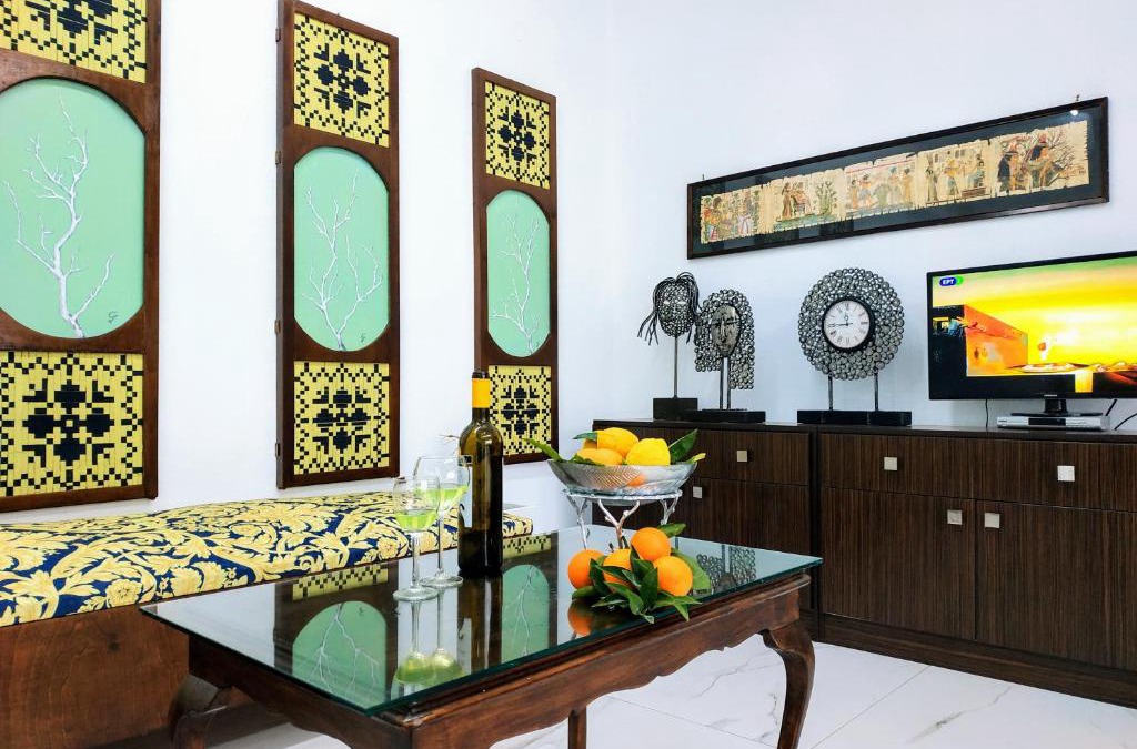 Perama Apartment | Suite of light rooms