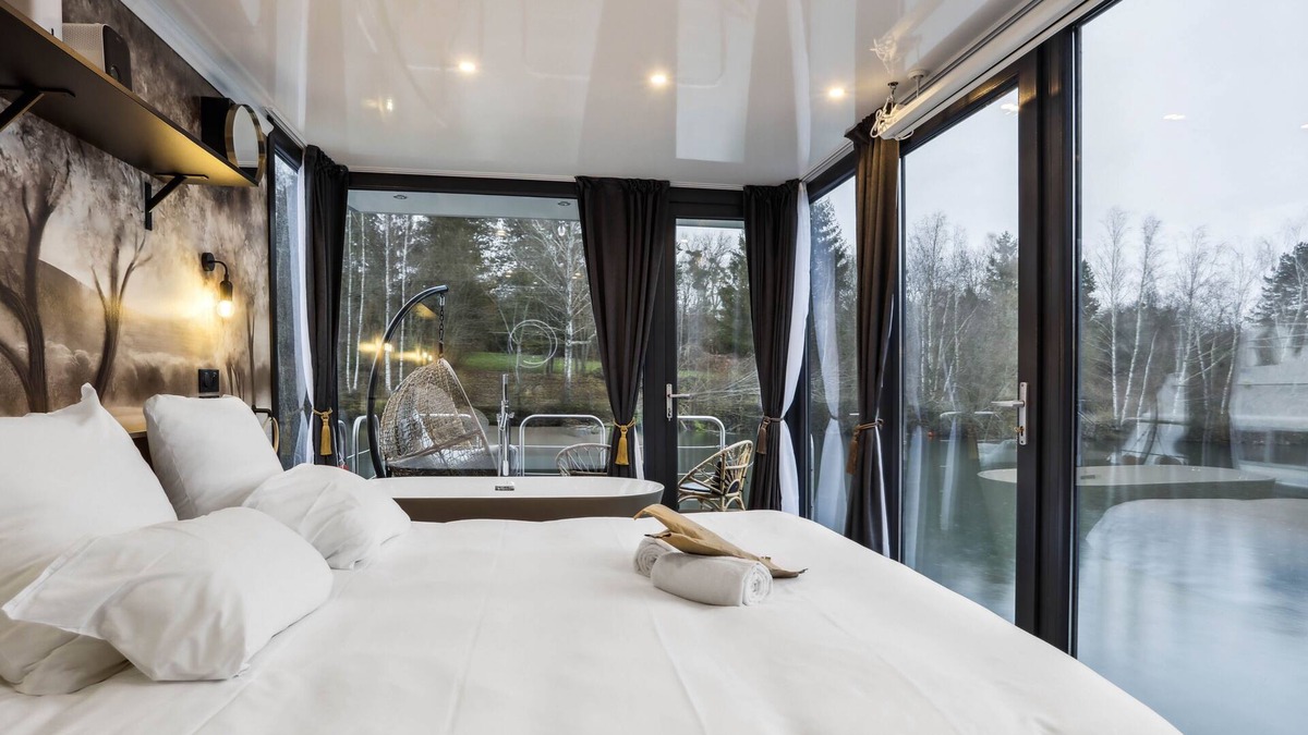 Boissise-le-Roi Boat Rental | Suite panoramique pour amoureux - L'Ambroselli