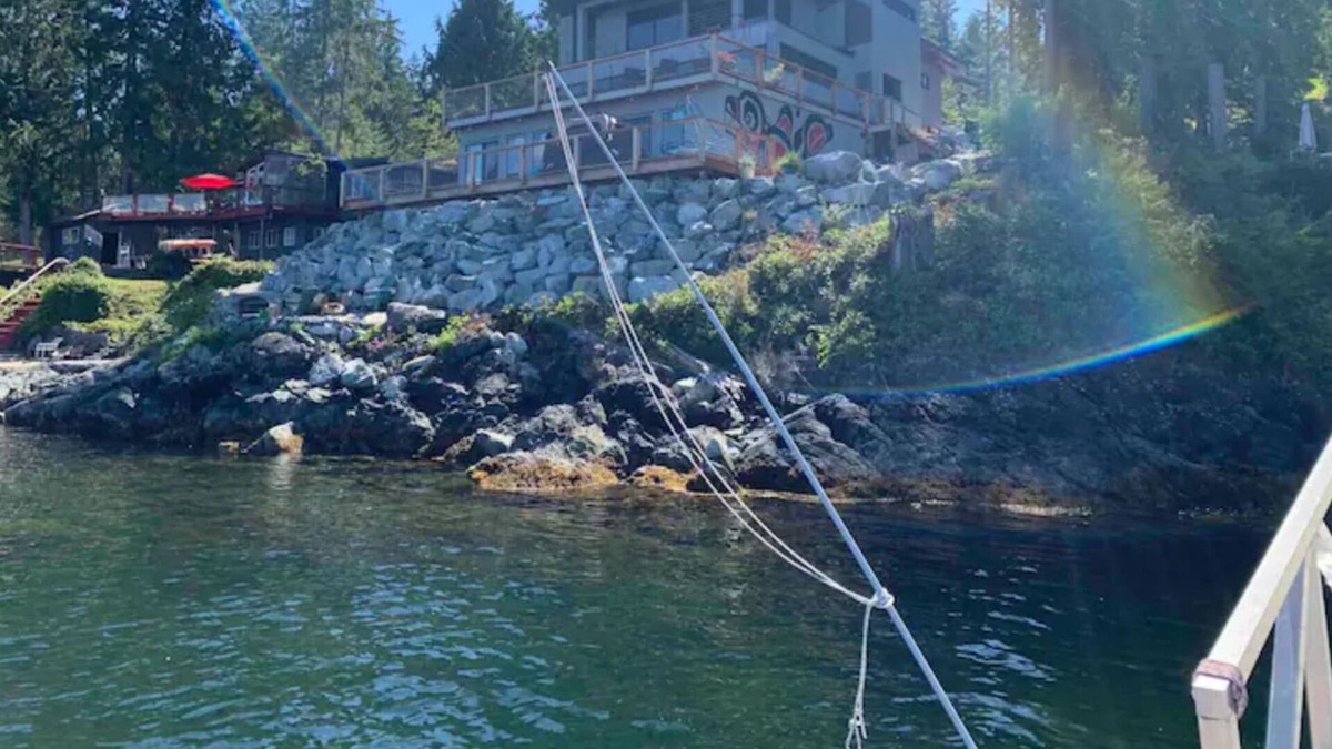 Earls Cove Bed & Breakfast | Suite perched over the ocean with Views of Jervis Inlet and Coastal Mountains