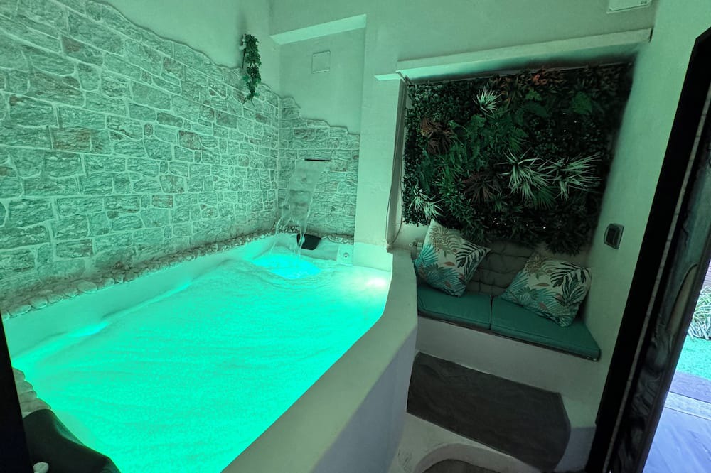 Quartiere XIII Aurelio House | Suite piccolomini
