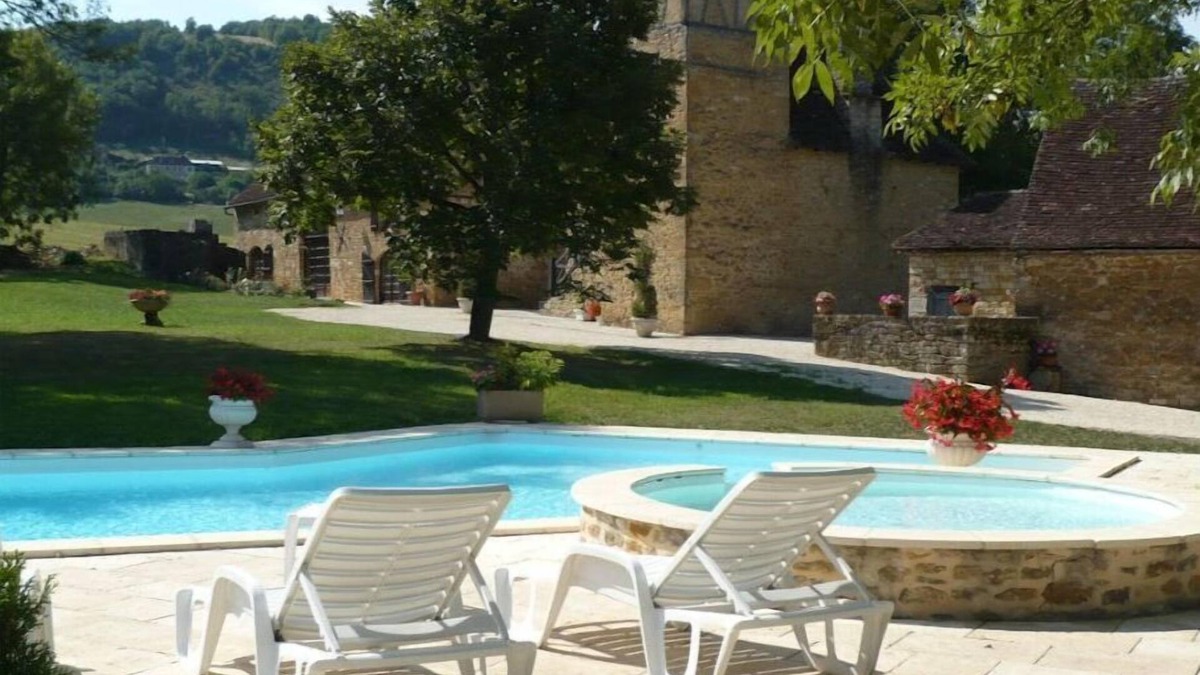 Vayrac Bed & Breakfast | Suite Pivoine et Capucine