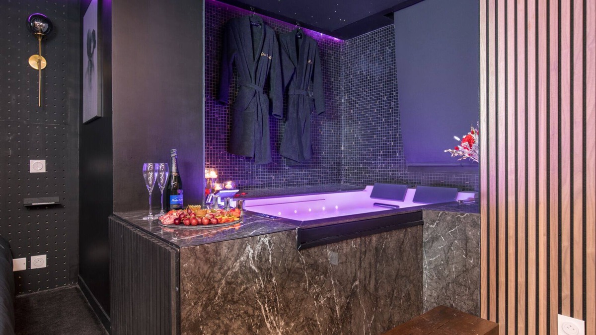 Lalande-Grand Selve Apartment | Suite Romantique Avec Jacuzzi Privatif