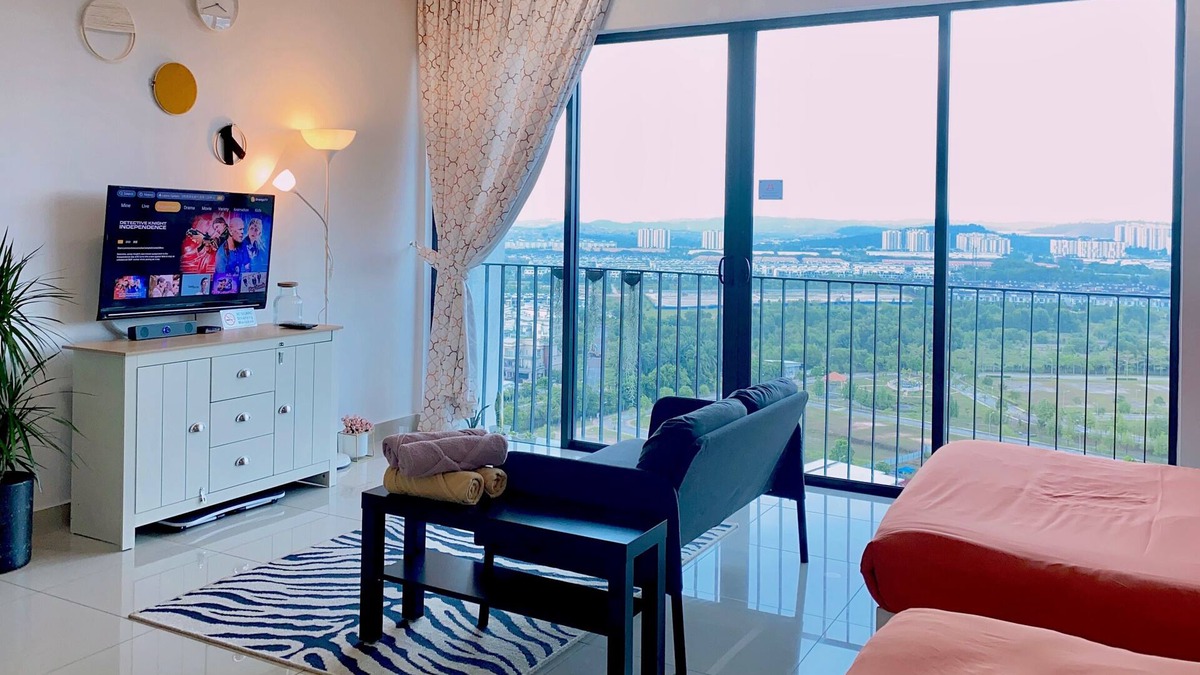 Shah Alam Bed & Breakfast | Suite Trefoil Setia City Shah Alam