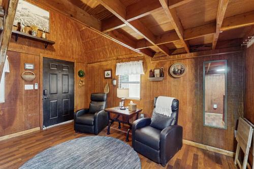 Tampa House | Suite West C