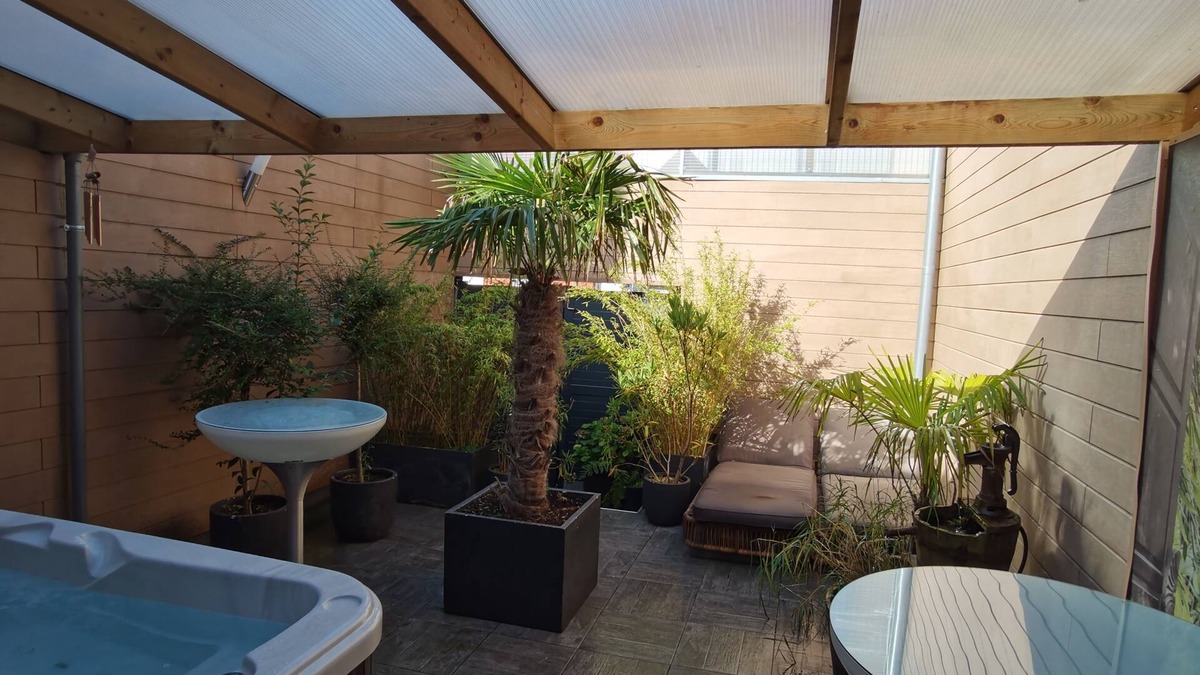 Tourcoing House | Suite with jacuzzi - Thailand Garden