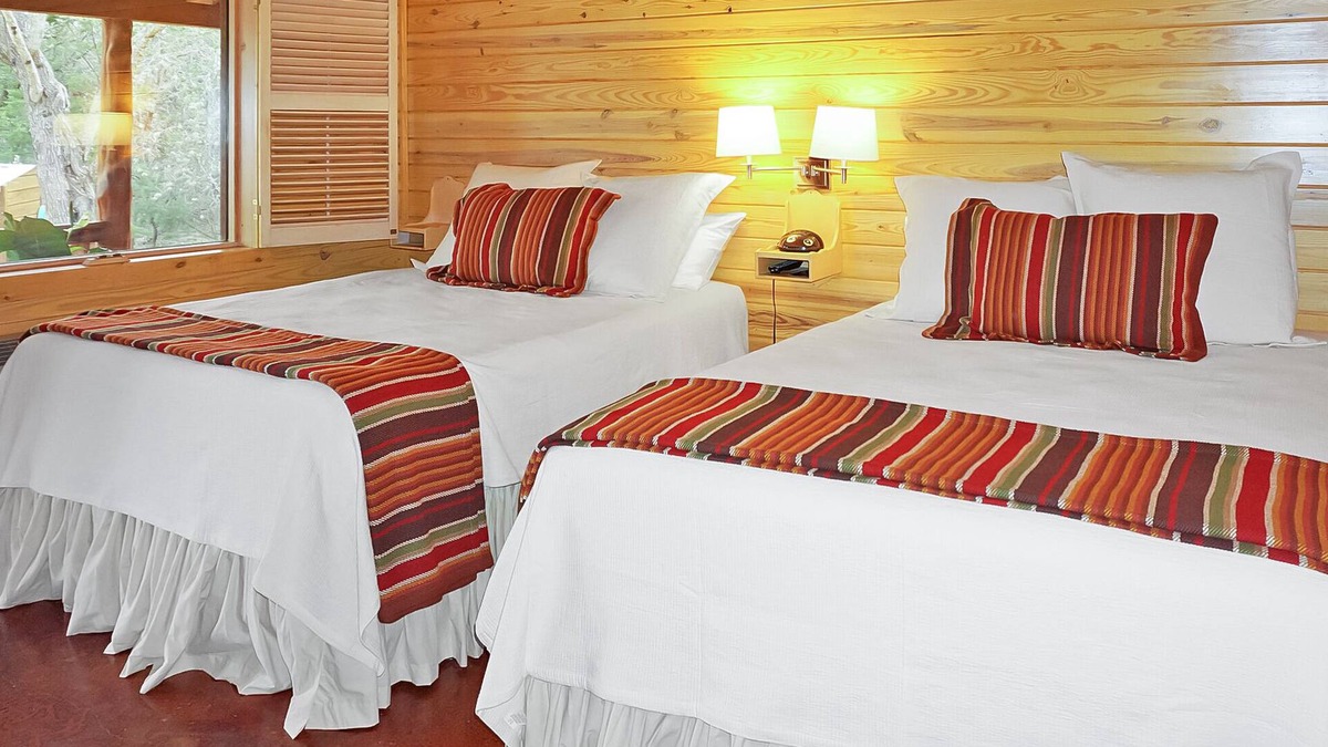 Wimberley Hotel | Suite with Two Queen Beds Minutes from Downtown!
