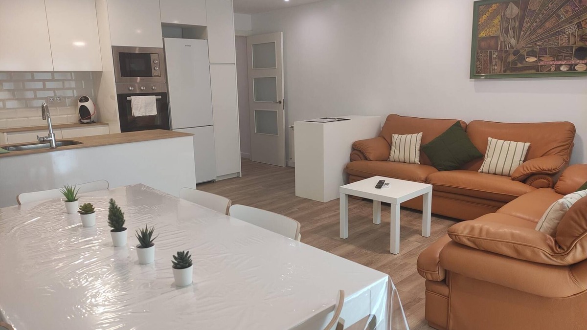 Avinguda de Carlemany Apartment | SUITEDREAMS - Pollancre 23