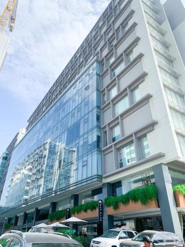 Simon Bolivar Apartment | Suites cerca del aeropuerto - terminal terrestre y centros comerciales