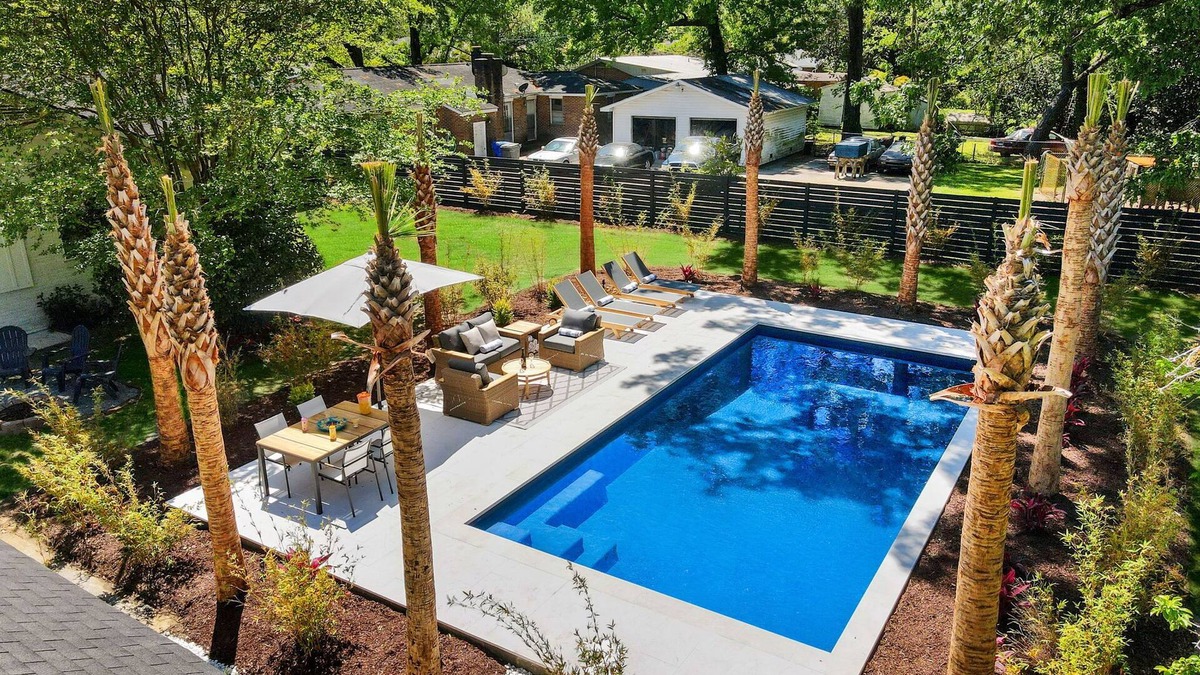 North Charleston House | SullyChic 5 Bedroom | Private Lux Pool Park Circle