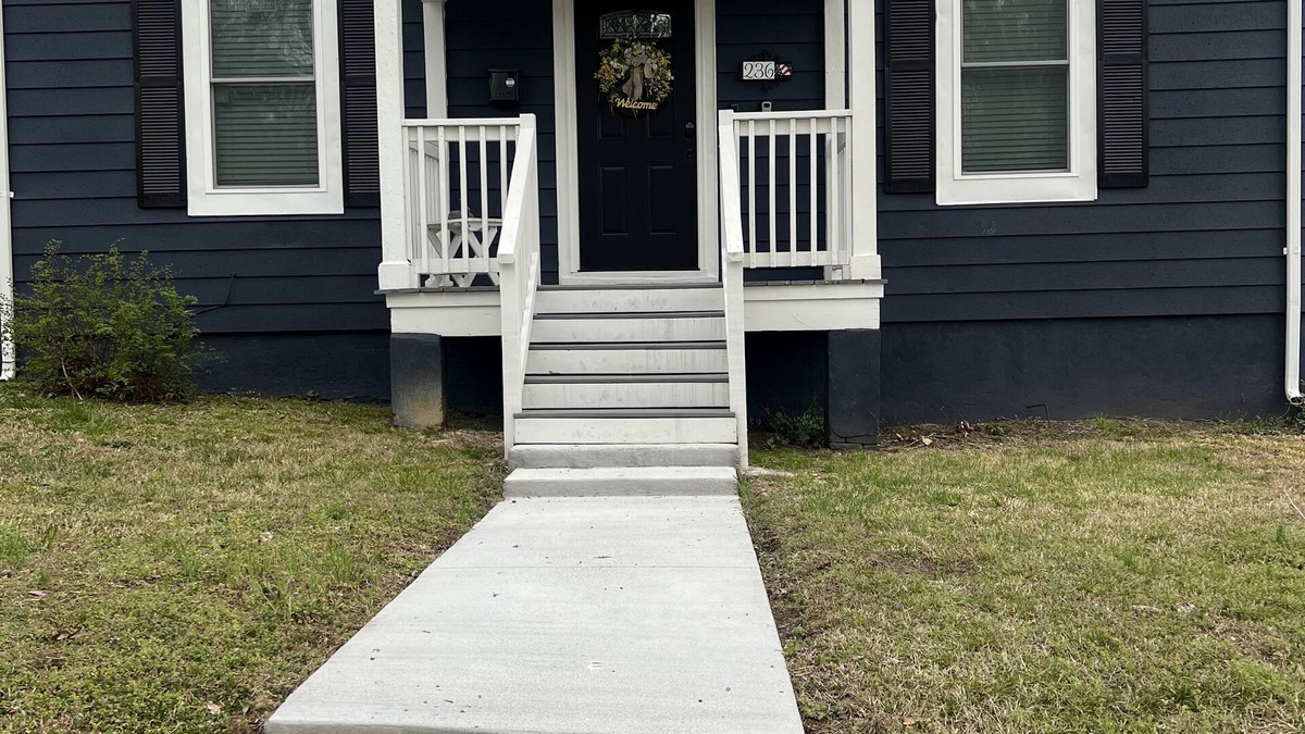 Danville Cottage | Sully’s Place by the park