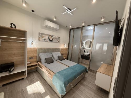 Inner City Budapest Apartment | SummarY Flat In Center