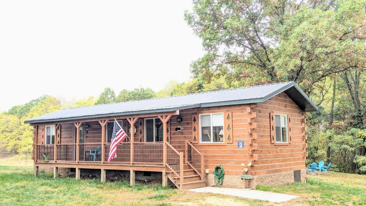 Necedah Cabin | Summer Fun in Necedah WI at Lazy Moose Lodge!