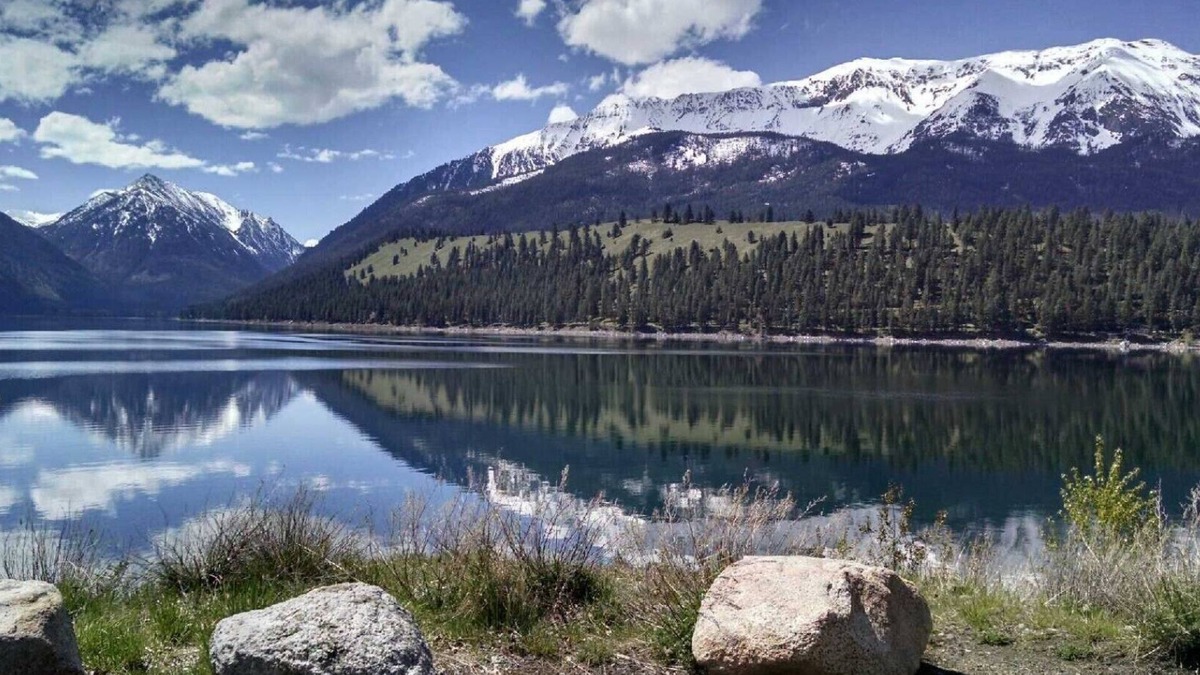 Joseph House | Summer Get-A-Way at Wallowa Lake, Oregon!