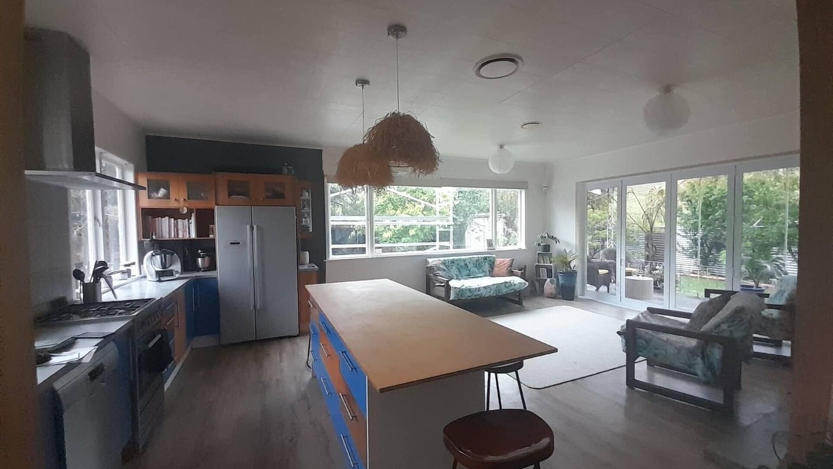 Gisborne House | Summer Getaway close to the beach