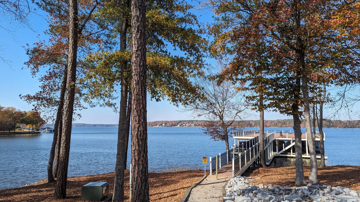 Littleton House | Summer Getaway with "No Egrets"! Your Lake Gaston haven awaits you! 🌊