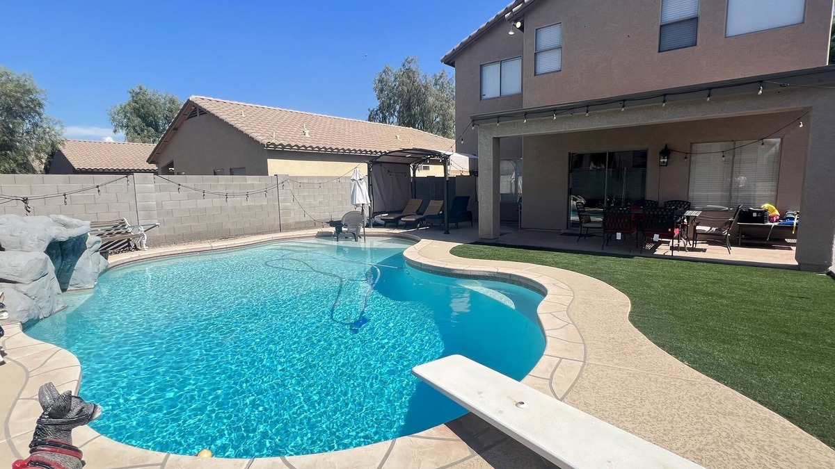 Estrella Village House | Summer home with diving pool 30 day minimum rental