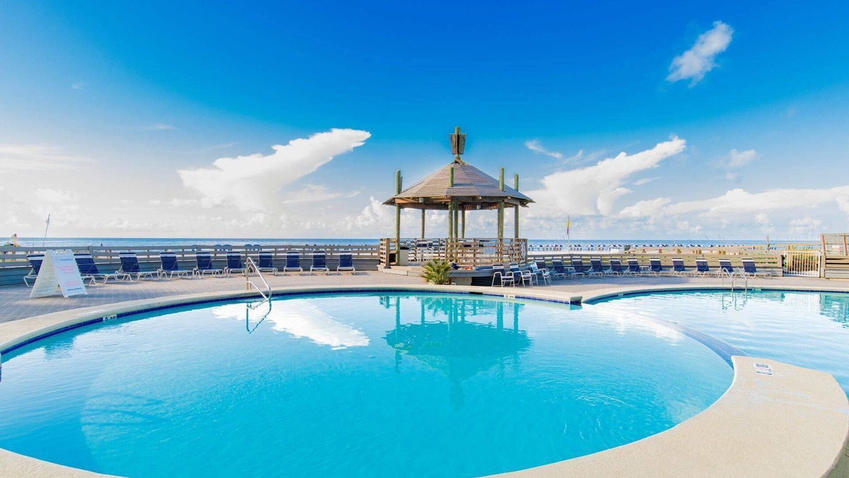 Orange Beach Condo | Summer House 804B ~ In/Outdoor Pools, Hot Tub, Playground, Sauna + $400 in FREE Activities Daily