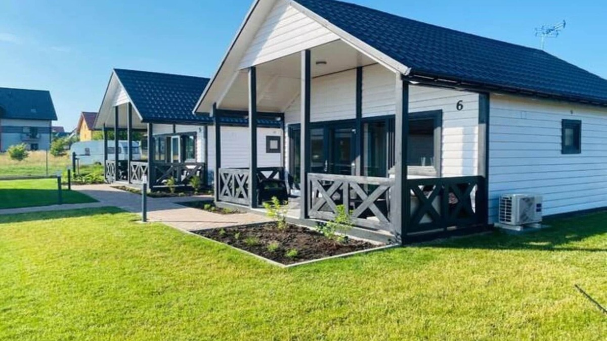 Jaroslawiec House | Summer House in Jarosławiec near Beach & Pool