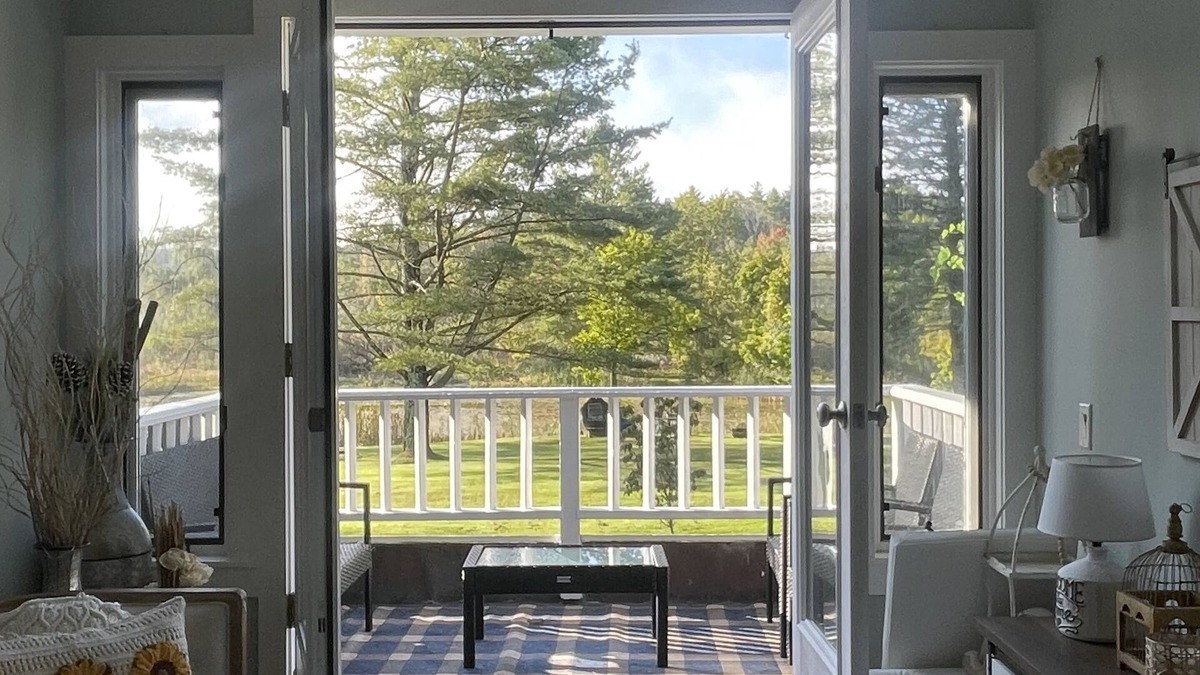 Stockbridge Condo | Summer in the BERKSHIRES!