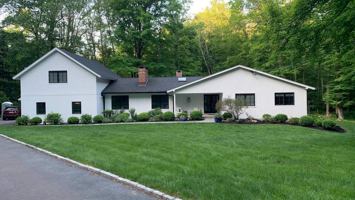 Westport House | Summer in Westport, CT! - Renovated, Private, Close to everything!