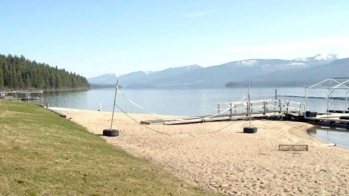 Priest River Condo | Summer is coming! Book now.