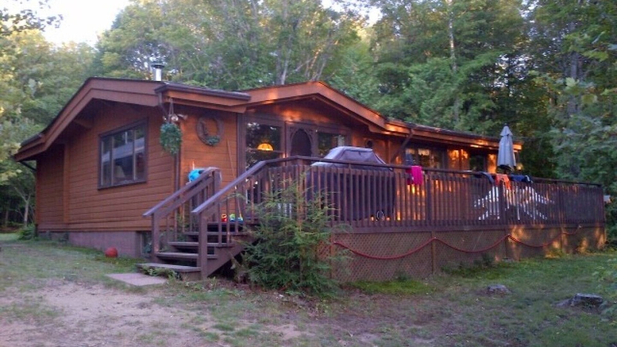 Algonquin Highlands Cottage | Summer Sanctuary - Dorset, Ontario, Canada