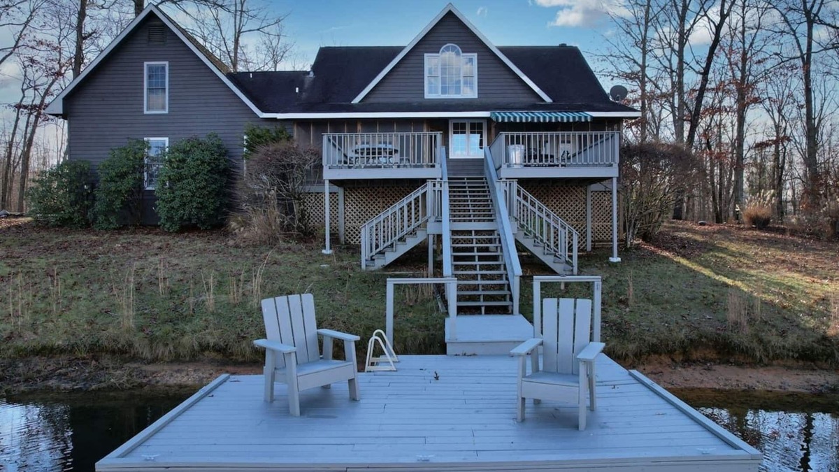 Sewanee House | Summer Sewanee Lakehouse