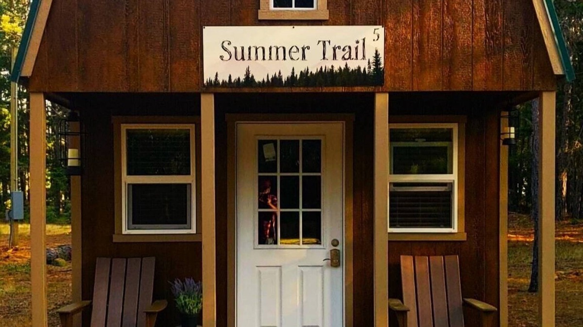 Cave Junction Cabin | Summer Trail Cabin 5 - Restrooms and Showers are only a short walk away.