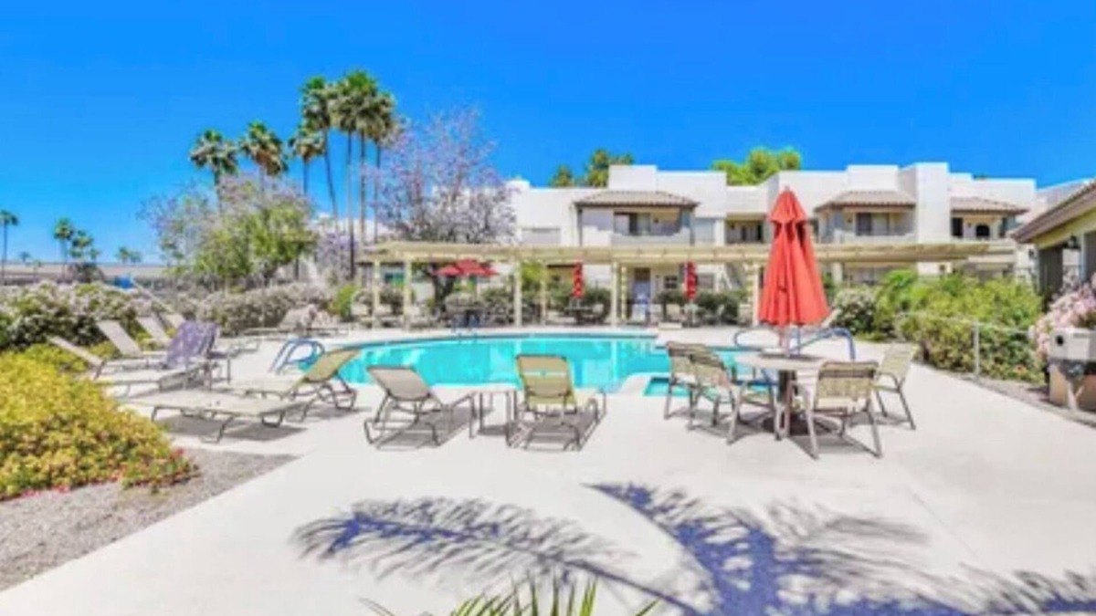 Chandler Condo | Summer Vacation Dream, 3 pools, Lakeside Path to Dining, SUMMER SPECIAL PRICING