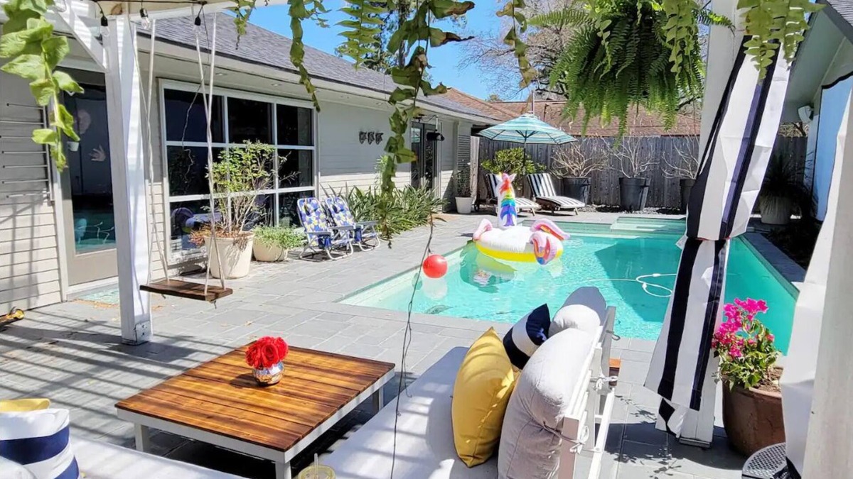 Greater Heights House | Summer vibes with pool/hot tub and backyard paradise