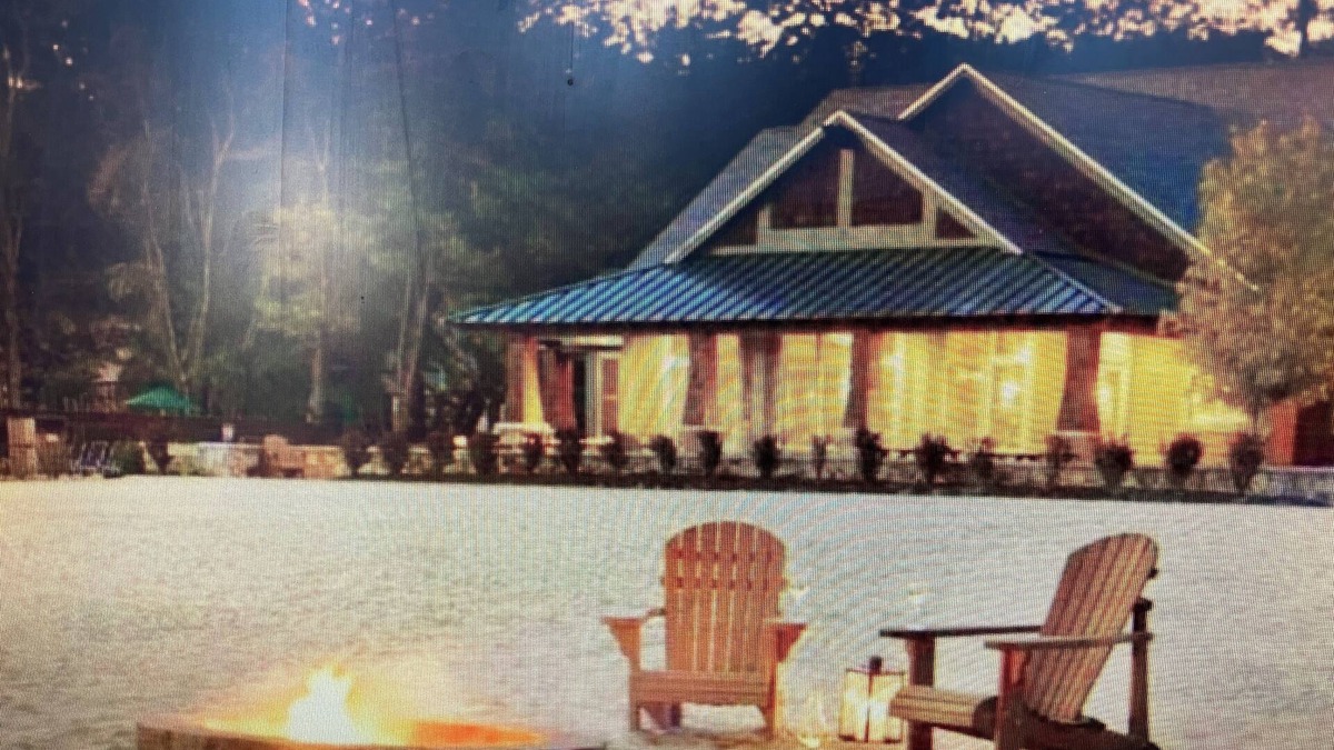 Summer Village Cottage | Summer Village! Charming 2-bedroom cottage with AC, WiFi in delightful Westford
