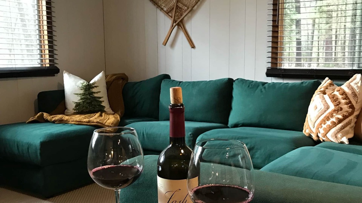 Madawaska Valley Cottage | SUMMERSWIND COTTAGE on calm Wadsworth Lake!