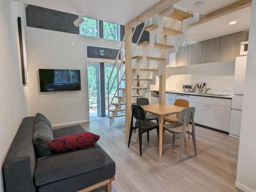 Hokujo Ski Chalet | Summit Chalets