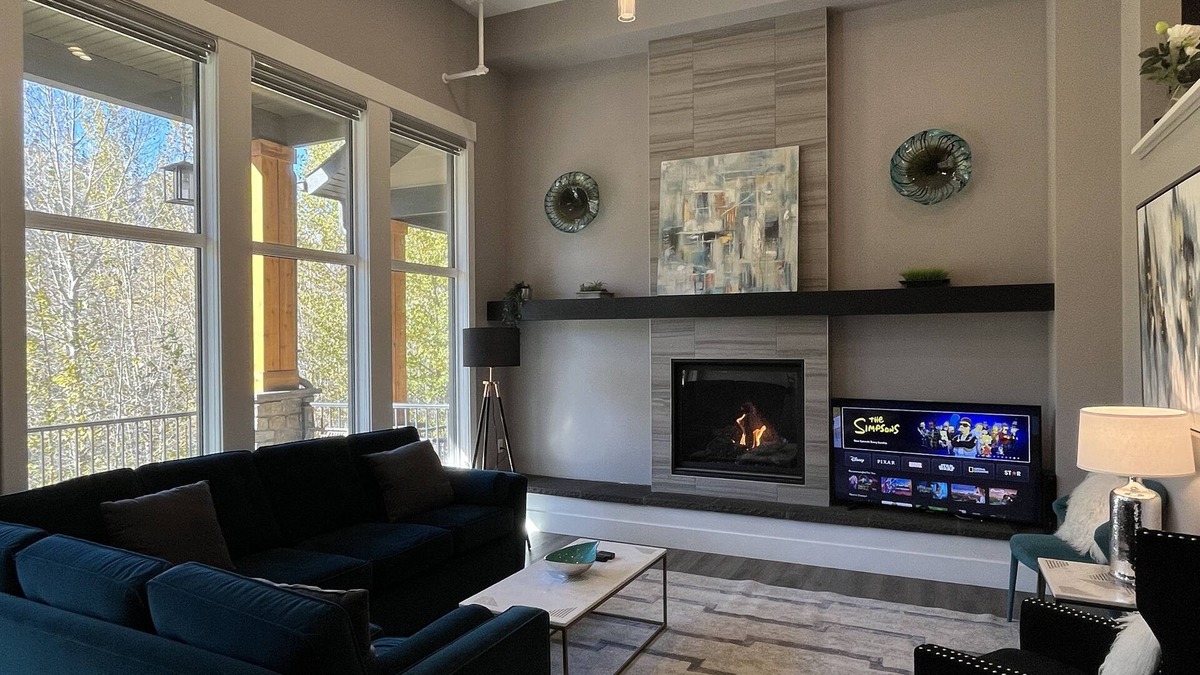 Canmore House | Summit Haven- private hot tub, luxe, view, group stay, 5BR, sleeps 12 -M2