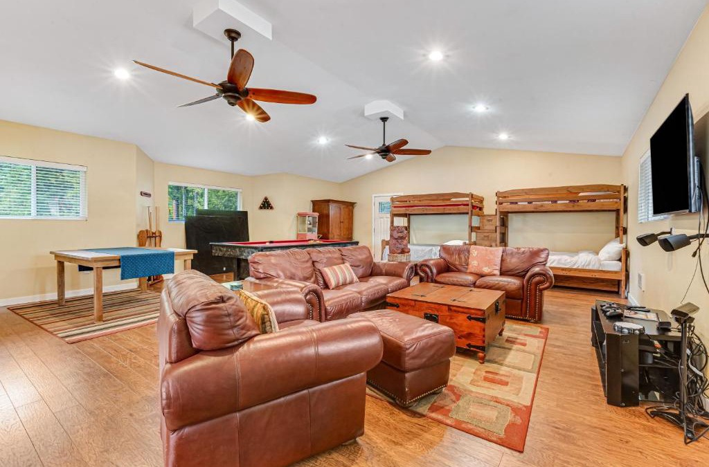 Olympia House | Summit Lake Guesthouse
