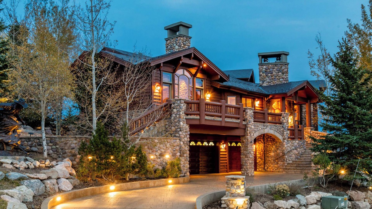 Deer Valley Cabin | Summit View Lodge- Ski In/Out Access to Deer Valley. Deer Crest Community 🏔⛷n