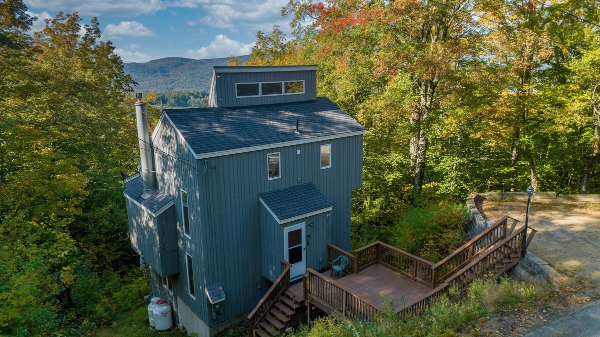 Campton Cabin | Summit Viewtopia Modern Rustic Mountain Valley View Ski Cabin Shared Pool HotTub