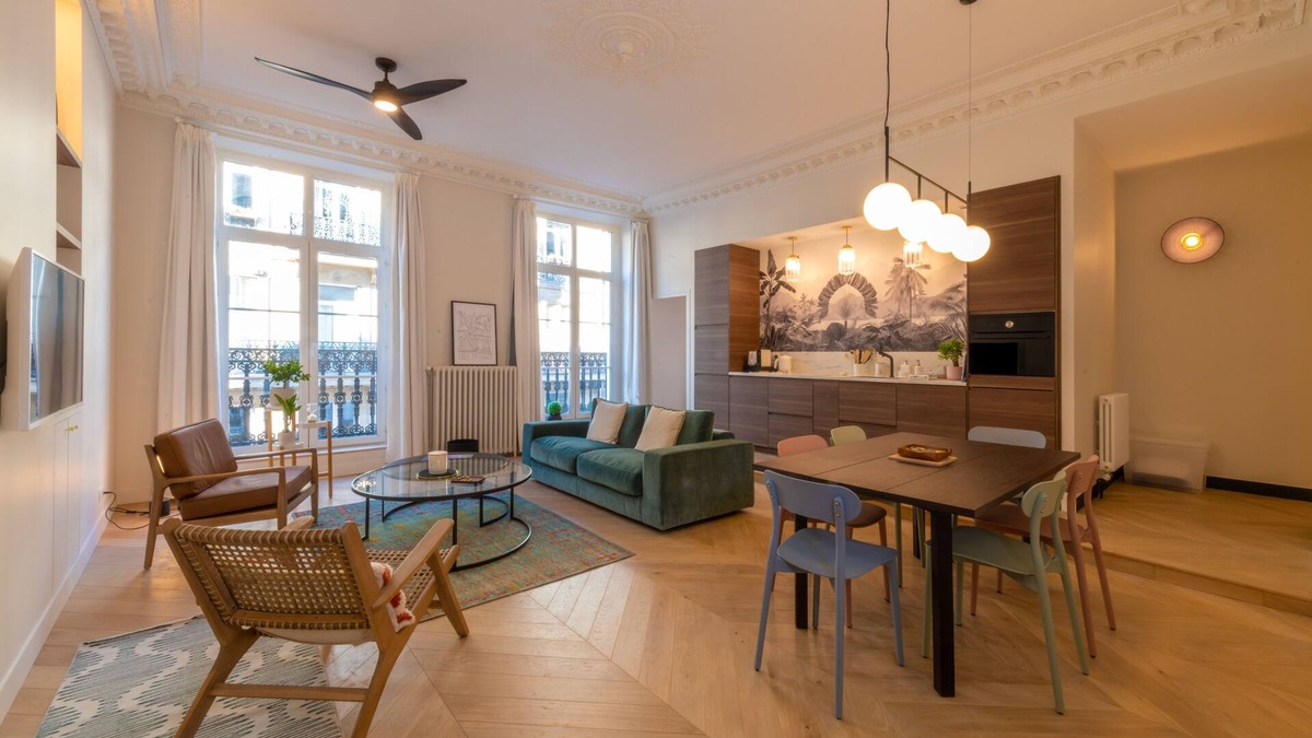 Quartier de la Porte-Saint-Denis Apartment | Sumptuous 3 Bedrooms Opéra - Grands Boulevards