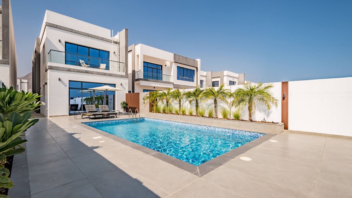 Sharm Villa | Sumptuous 5BR with Assist Rm in Al Dana Island, Sharm, Fujairah by Deluxe Holiday Homes