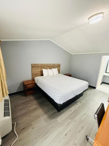 Drayton Hotel | Sun and Sand Motel