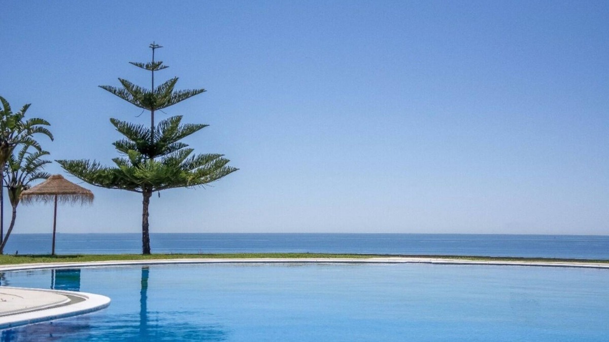 Torrequebrada Condo | sun, beach and luxury Coloso - 7 people + cot
